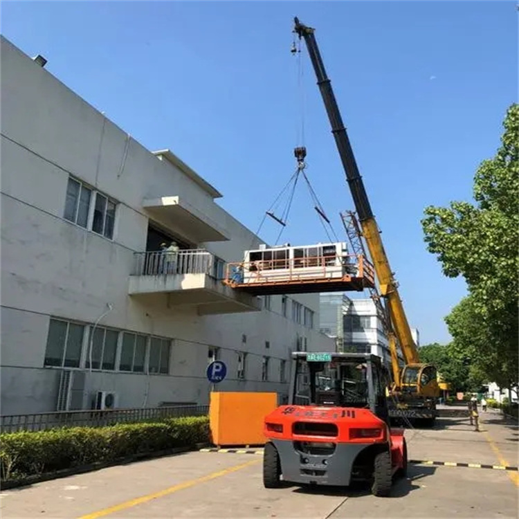 彬村山华侨农场起重机司机十吊十不吊